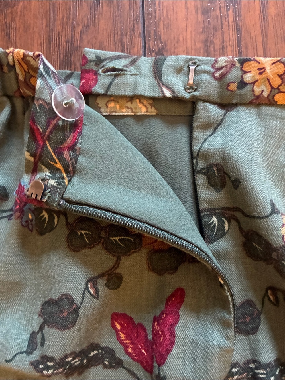 VTG Pendleton Teal Green A-Line Skirt with Red and Pink Floral Print - Picture 6 of 6